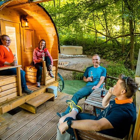 Fasshotel Westernwagen, Beheizt 2-3 Personen Kirchensittenbach ภายนอก รูปภาพ